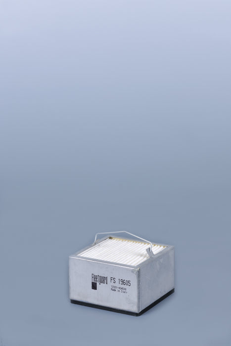 FLEETGUARD FS19605 Fuel Filter